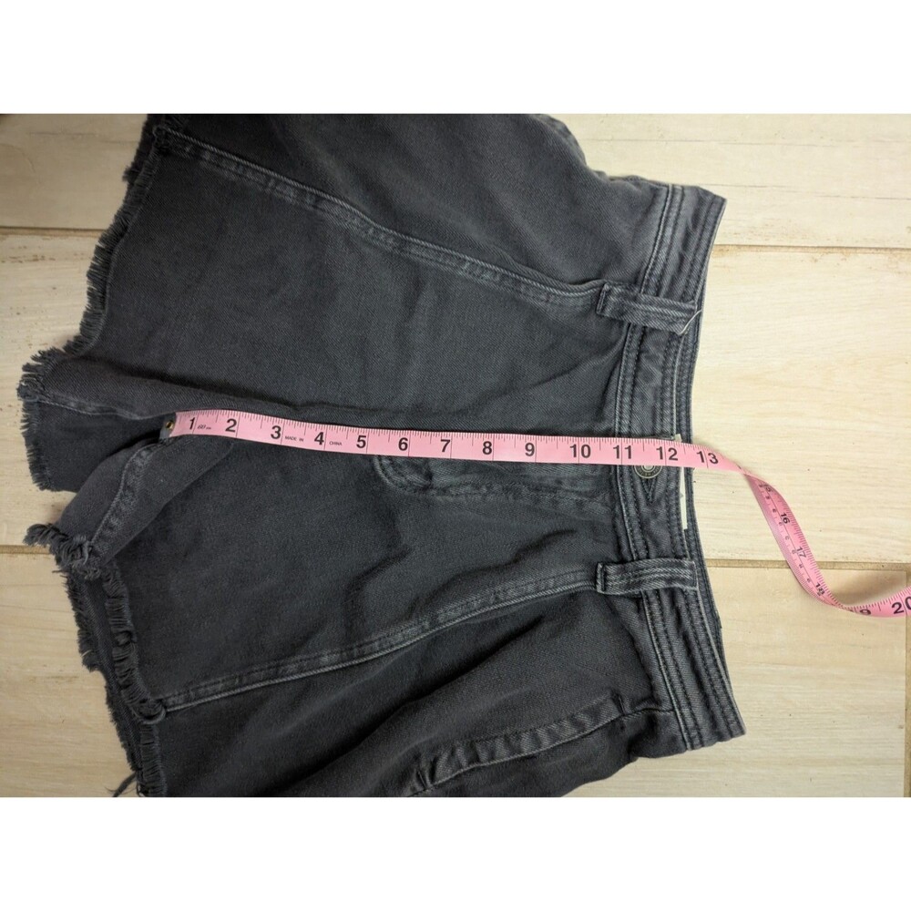 We The Free People Denim Shorts Size 26 Black Jean Shorts - Picture 6 of 7